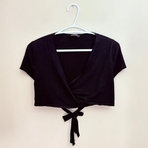 Black Wrap Cropped Short Sleeve Tee with Tie Back